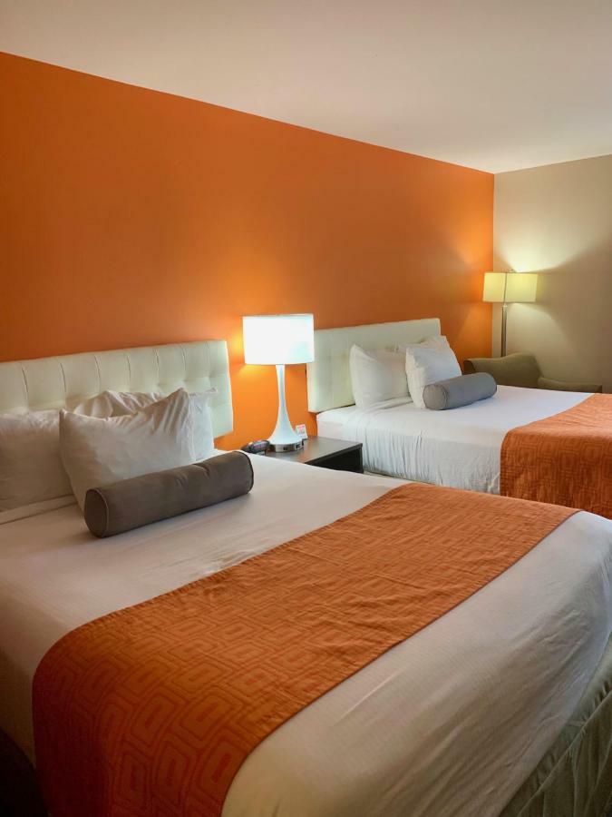 Howard Johnson By Wyndham Winnipeg West Eksteriør bilde